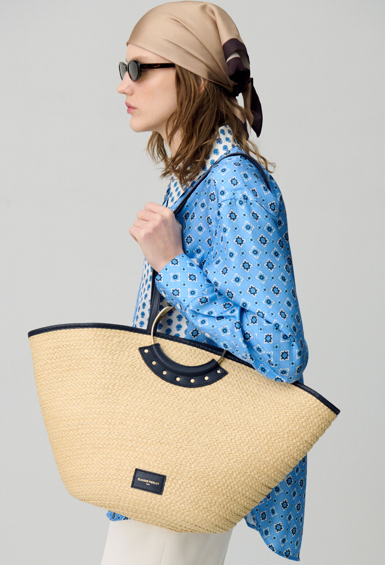 Bolso de rafia con asas trenzadas