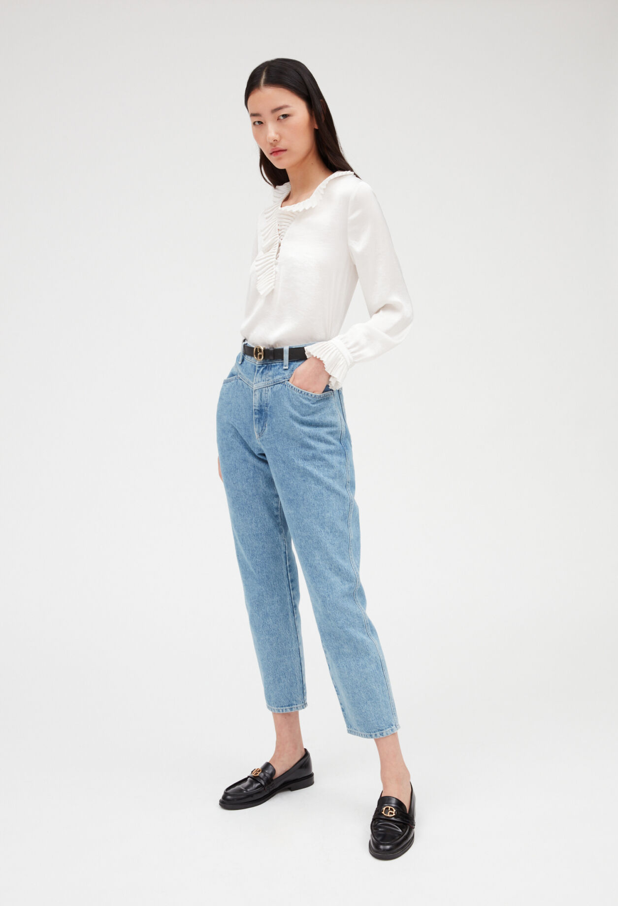 Camisa con volantes