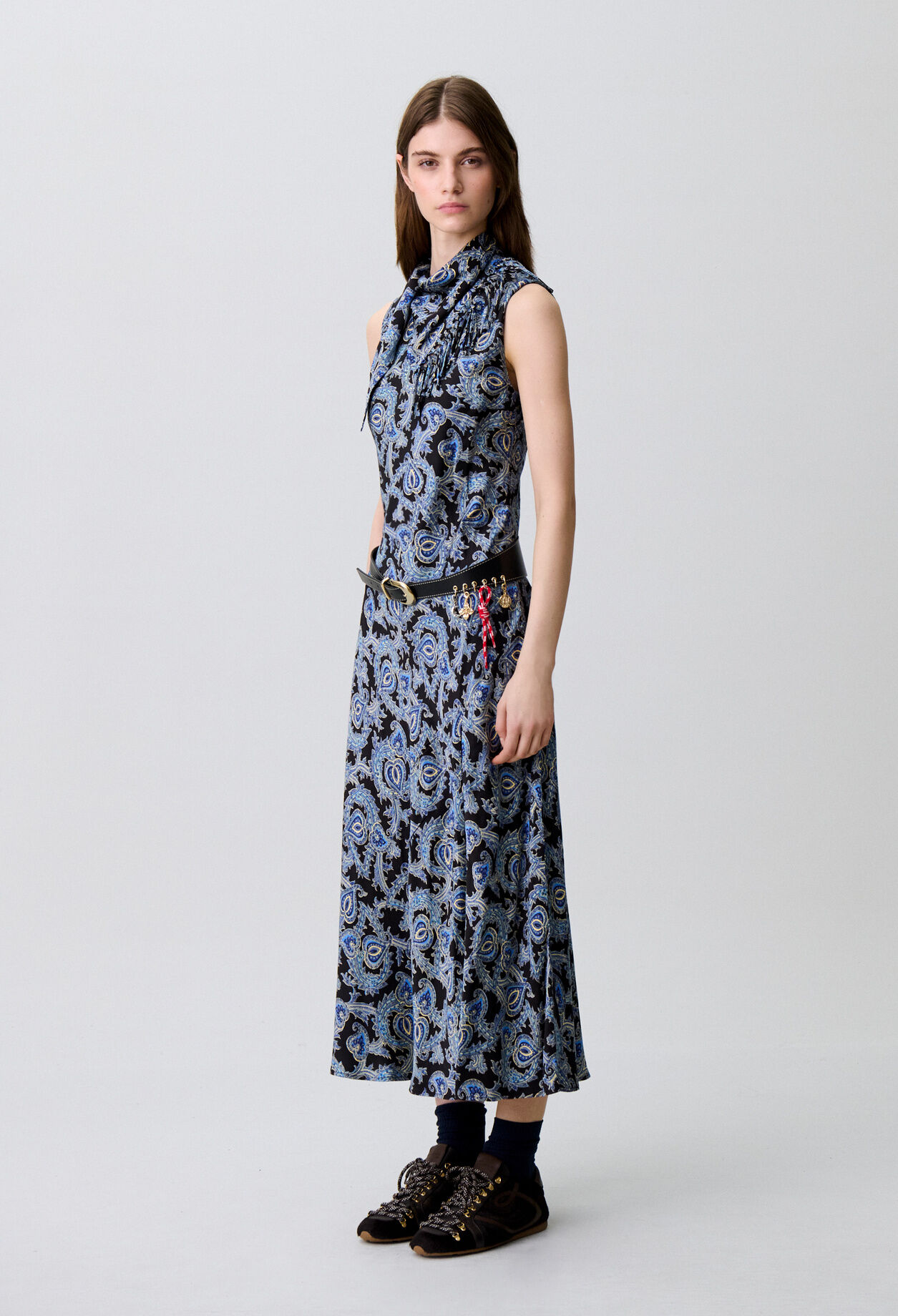 Vestido fluido satinado estampado