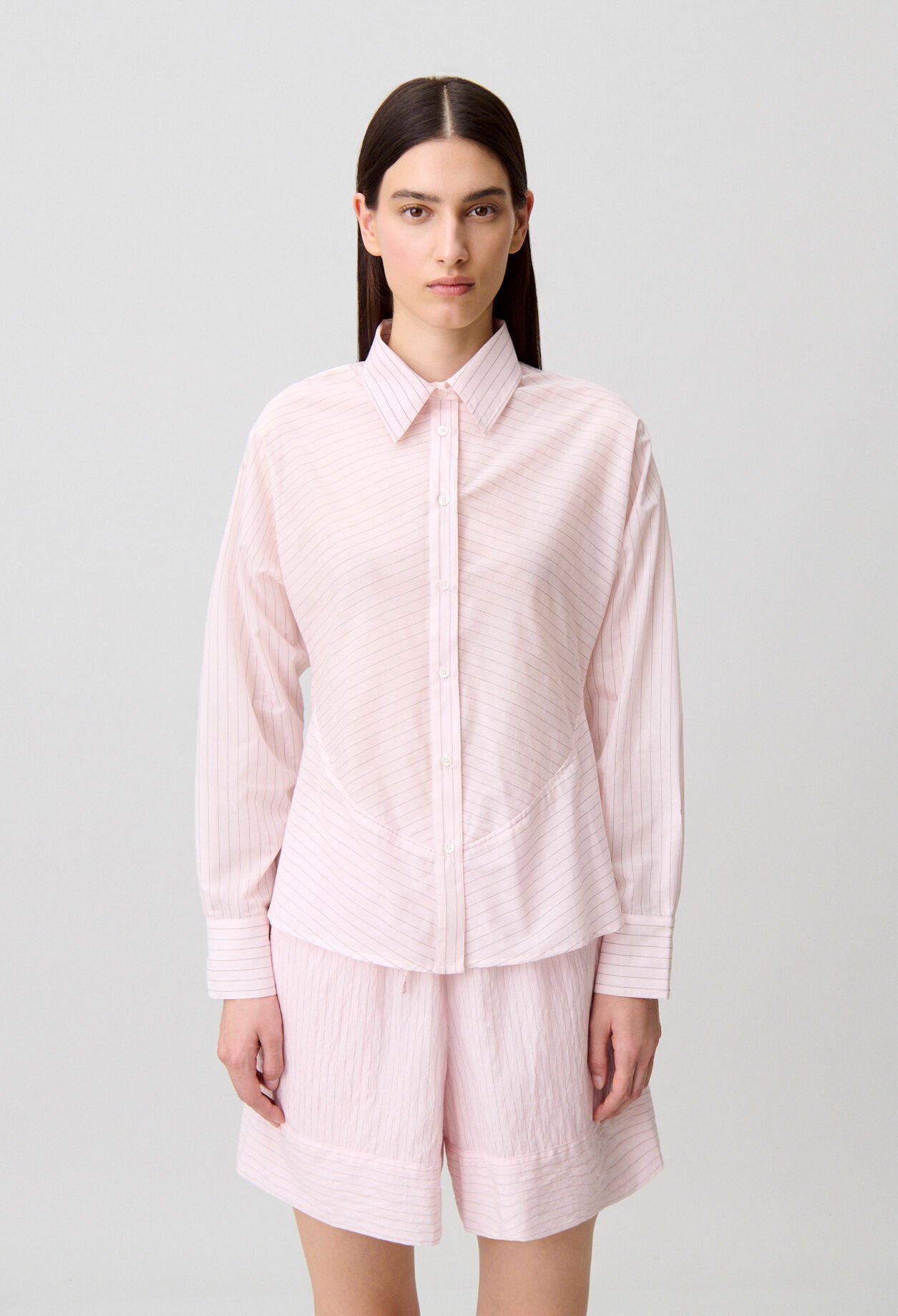 Camisa espalda con volantes