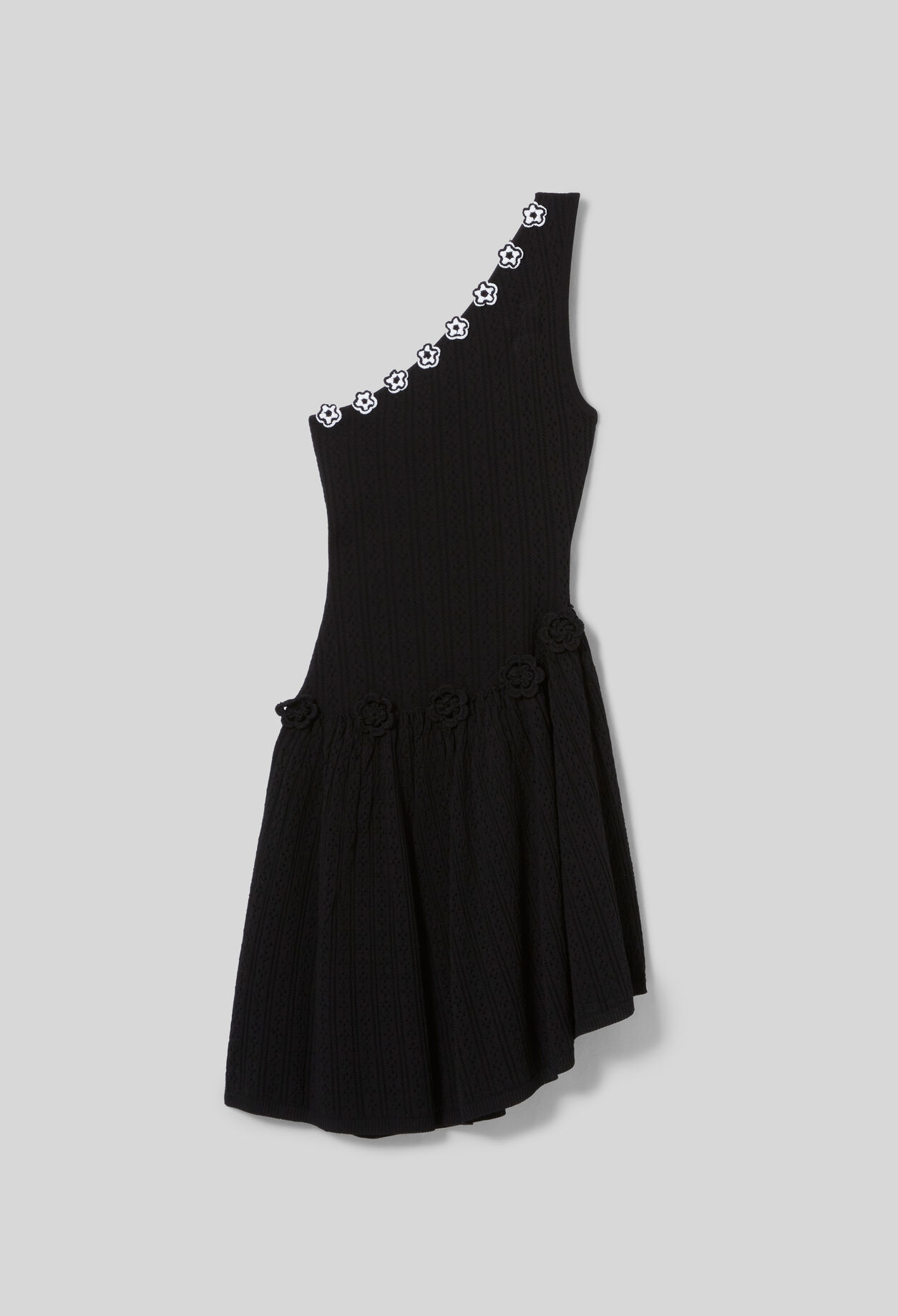 Vestido de punto con flores crochet