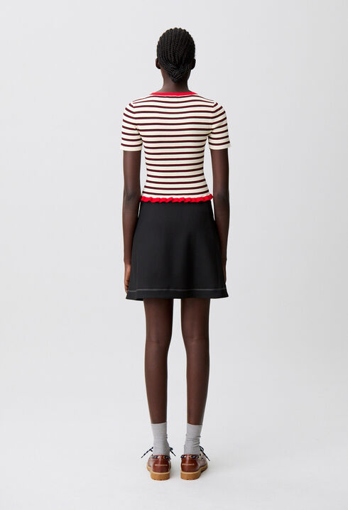 Camiseta de rayas tricolores