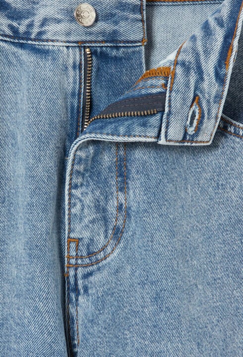 Vaquero de pernera ancha