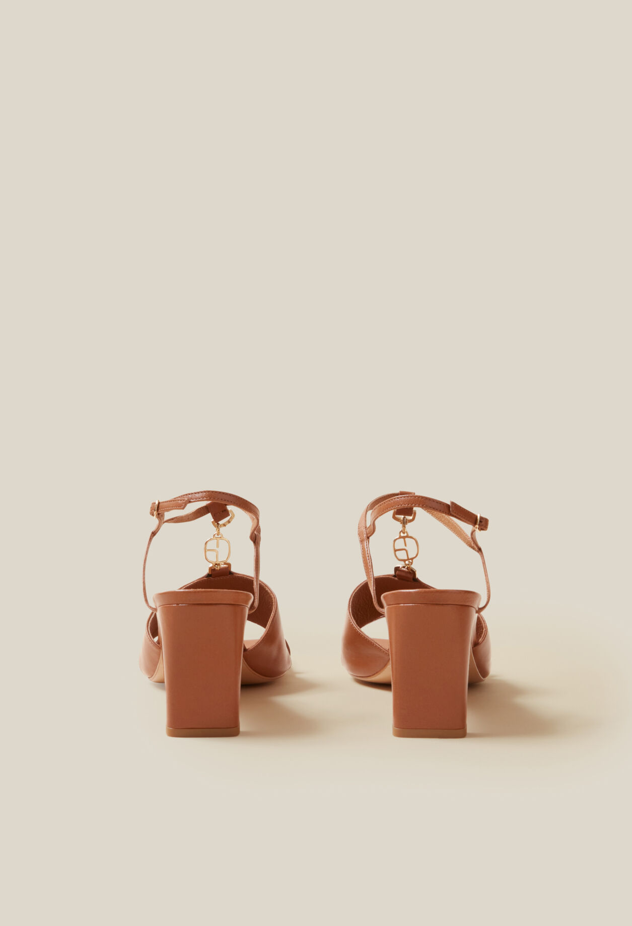 Sandalias de tacón joya CP
