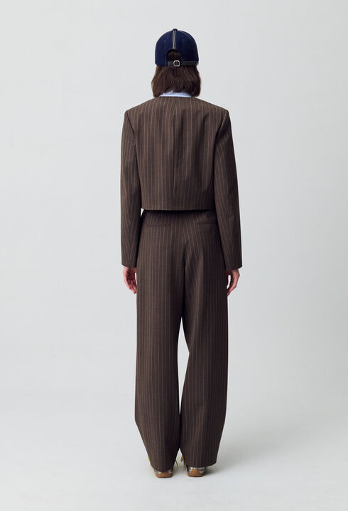 Chaqueta de corte recto y corto