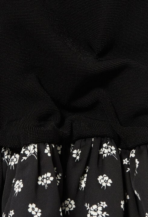 Vestido corto con lunares
