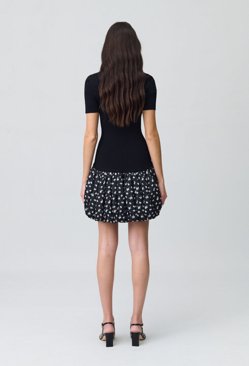 Vestido corto con lunares