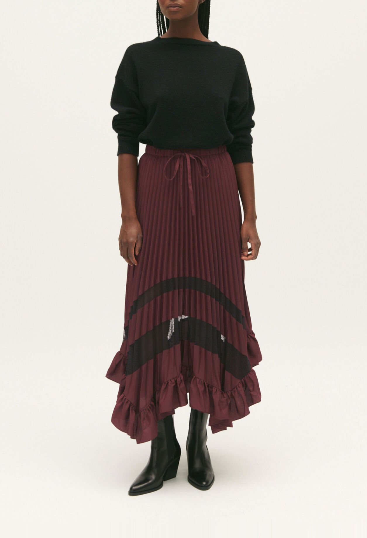 Falda midi plisada con volantes