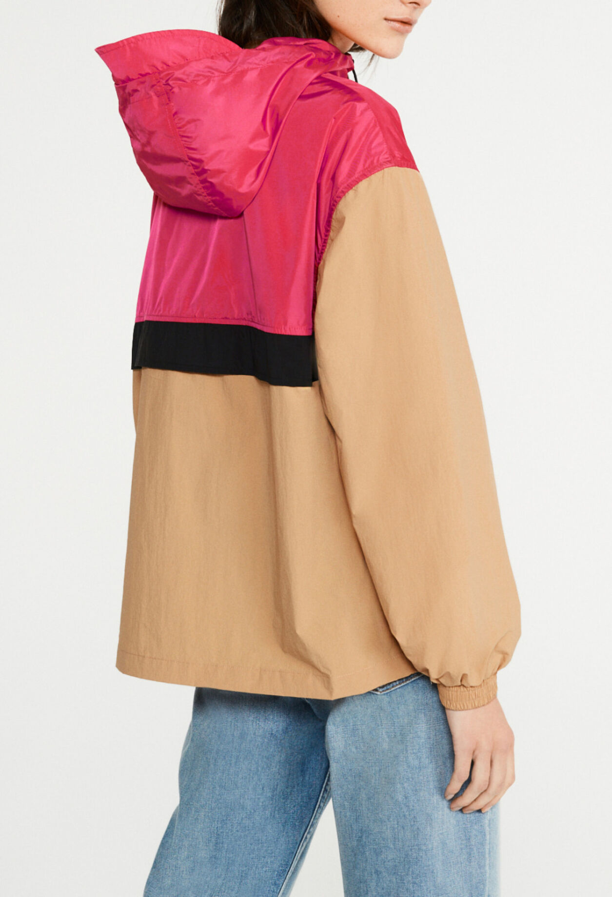Chaqueta de lluvia tricolor