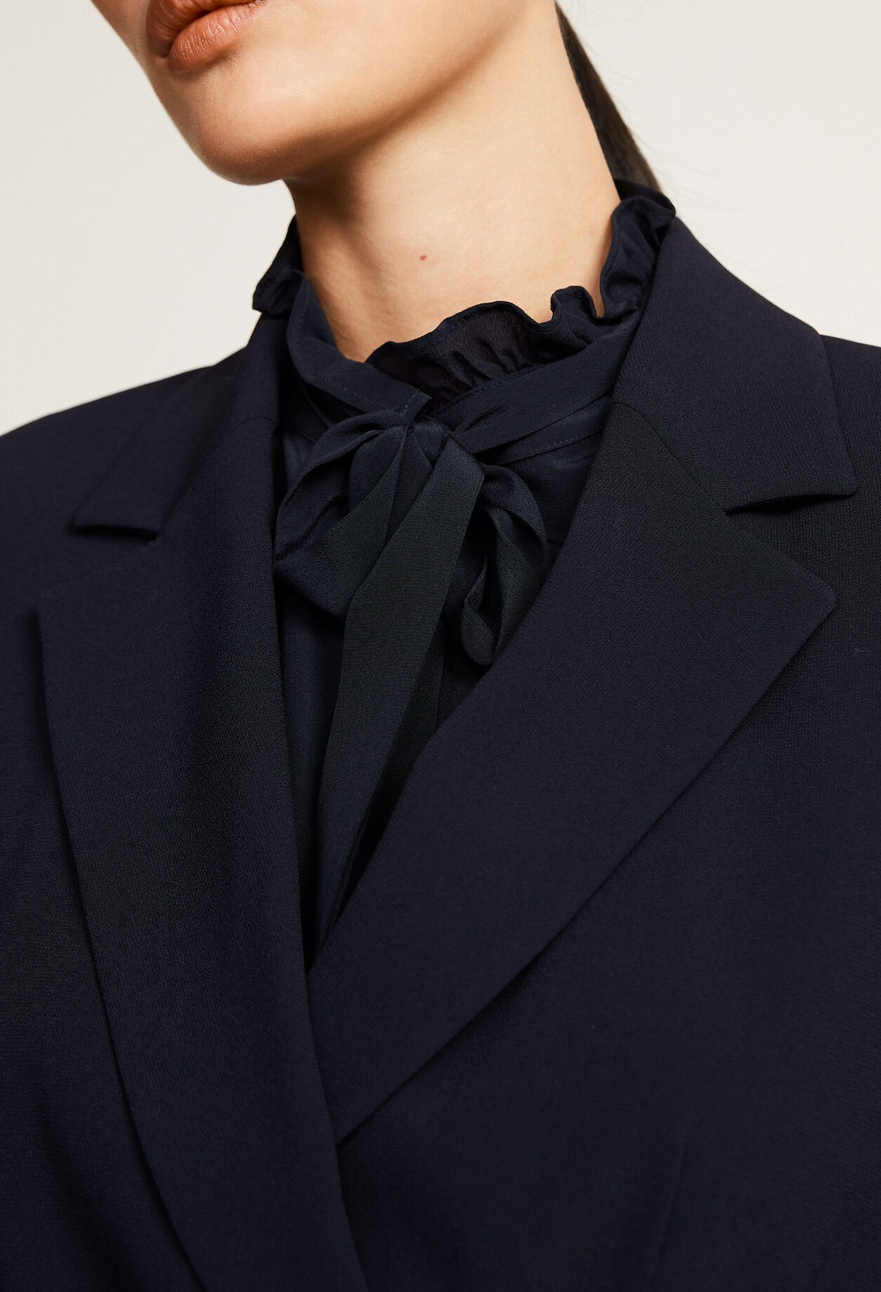 Chaqueta sastre lisa entallada