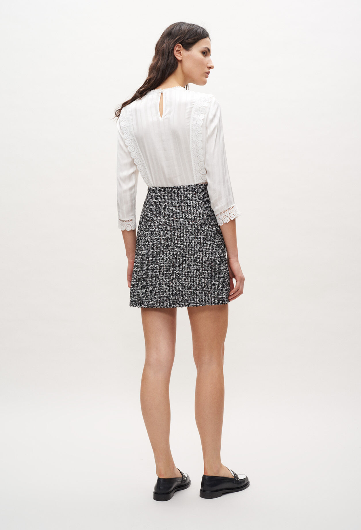 Falda de tweed con botones