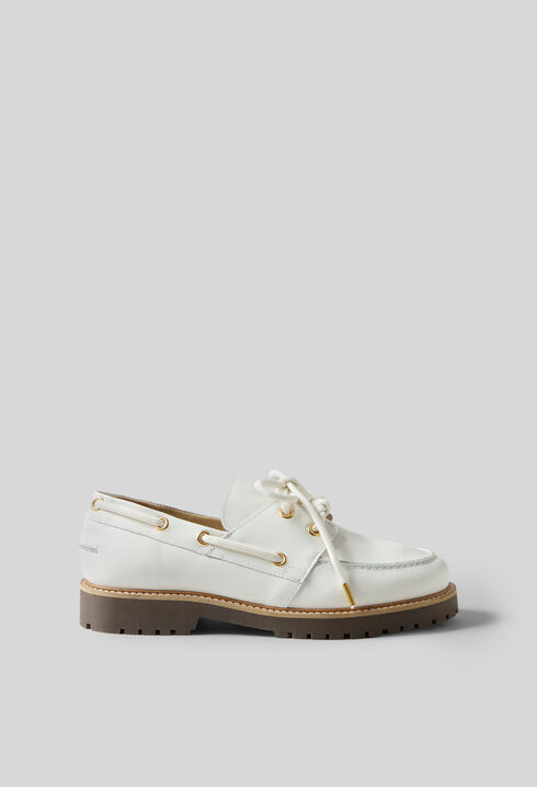 Zapatos n&aacute;uticos de piel