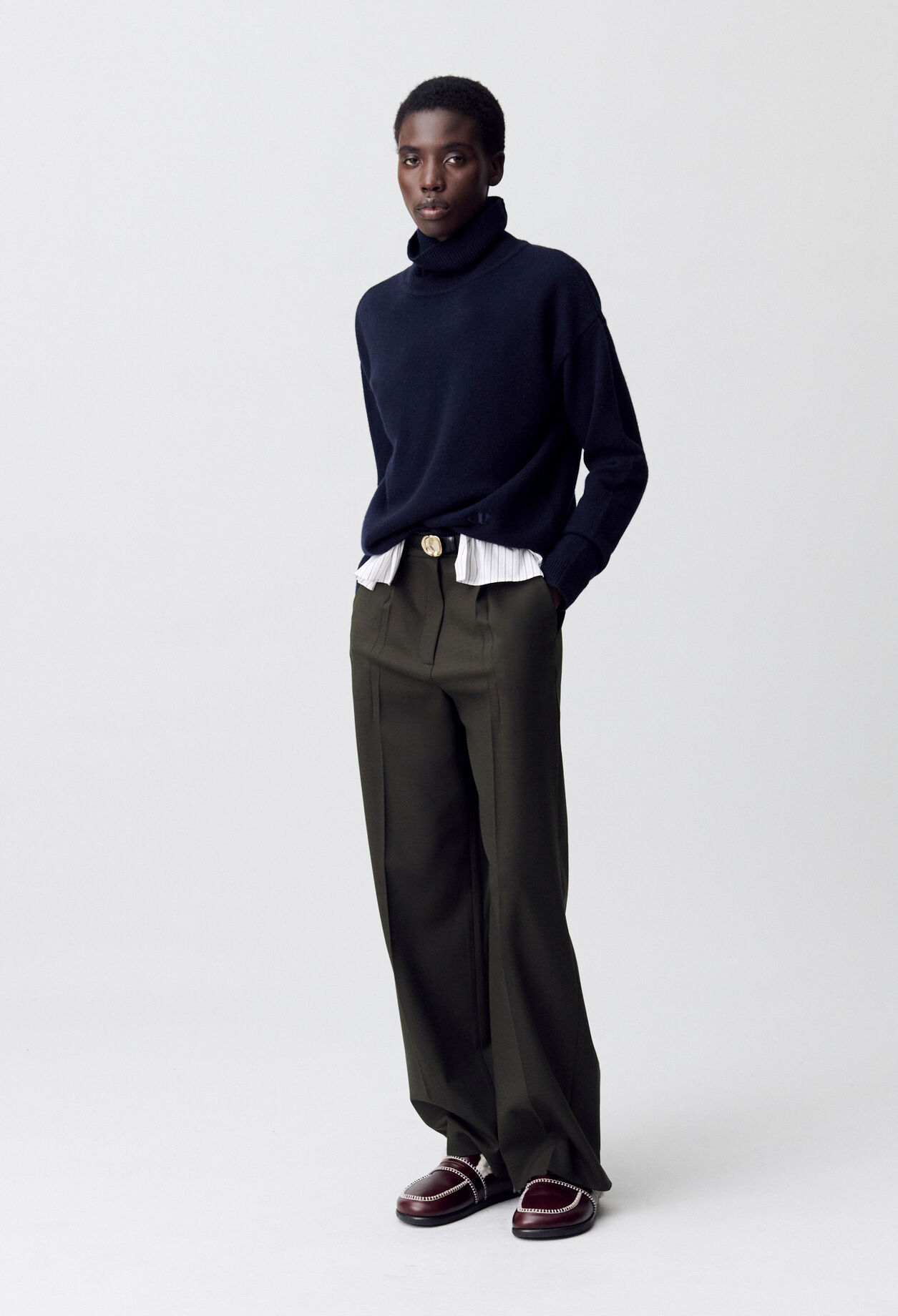 Pantalón de traje ancho