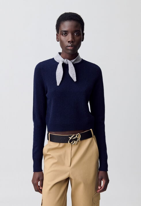 Jersey de cuello vuelto.
