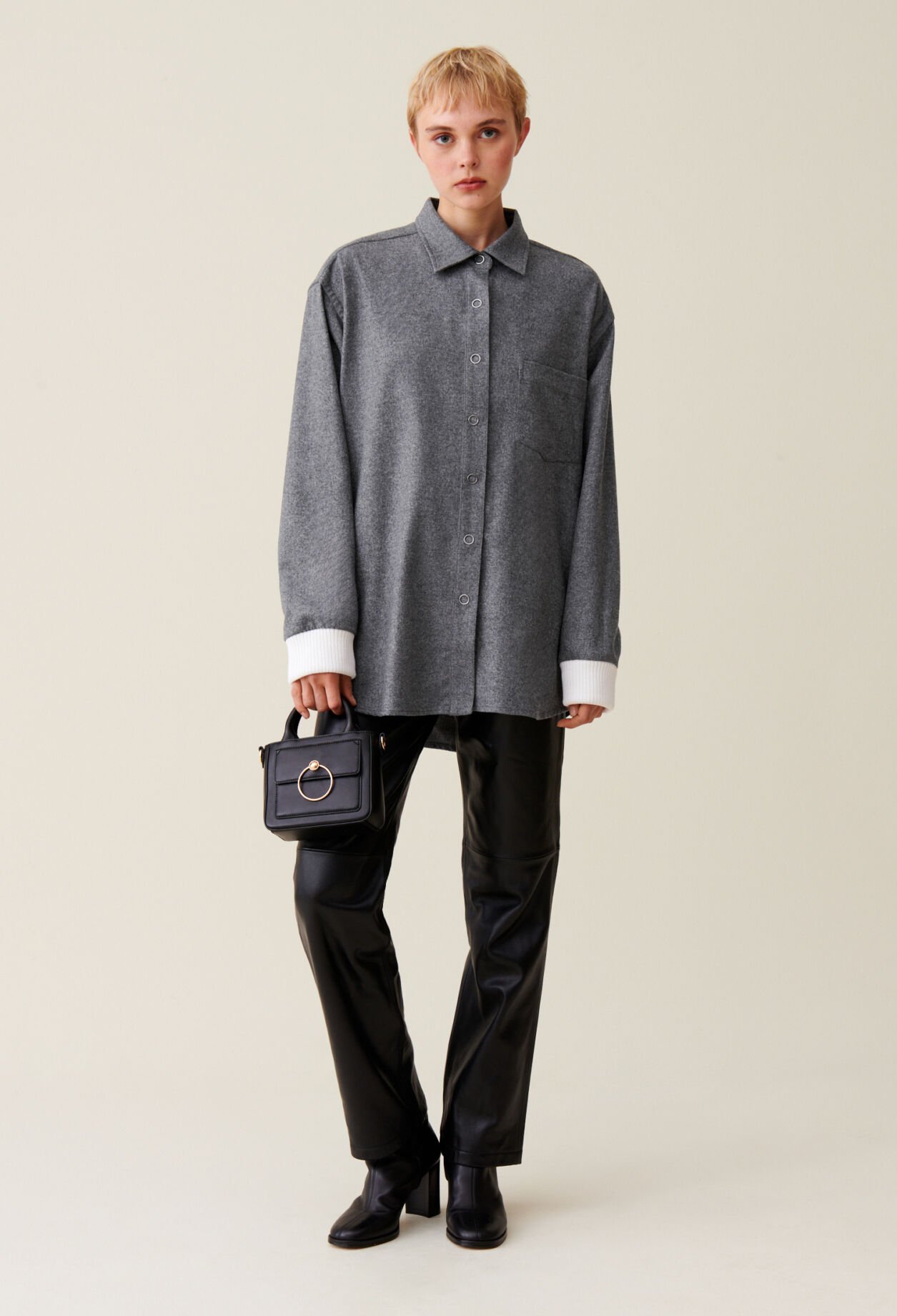 Sobrecamisa oversize gris