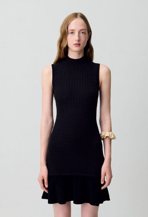 Vestido de punto con cuello alto