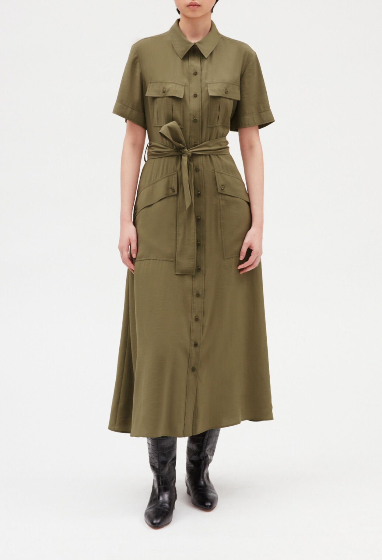 Vestido midi fluido de manga corta 