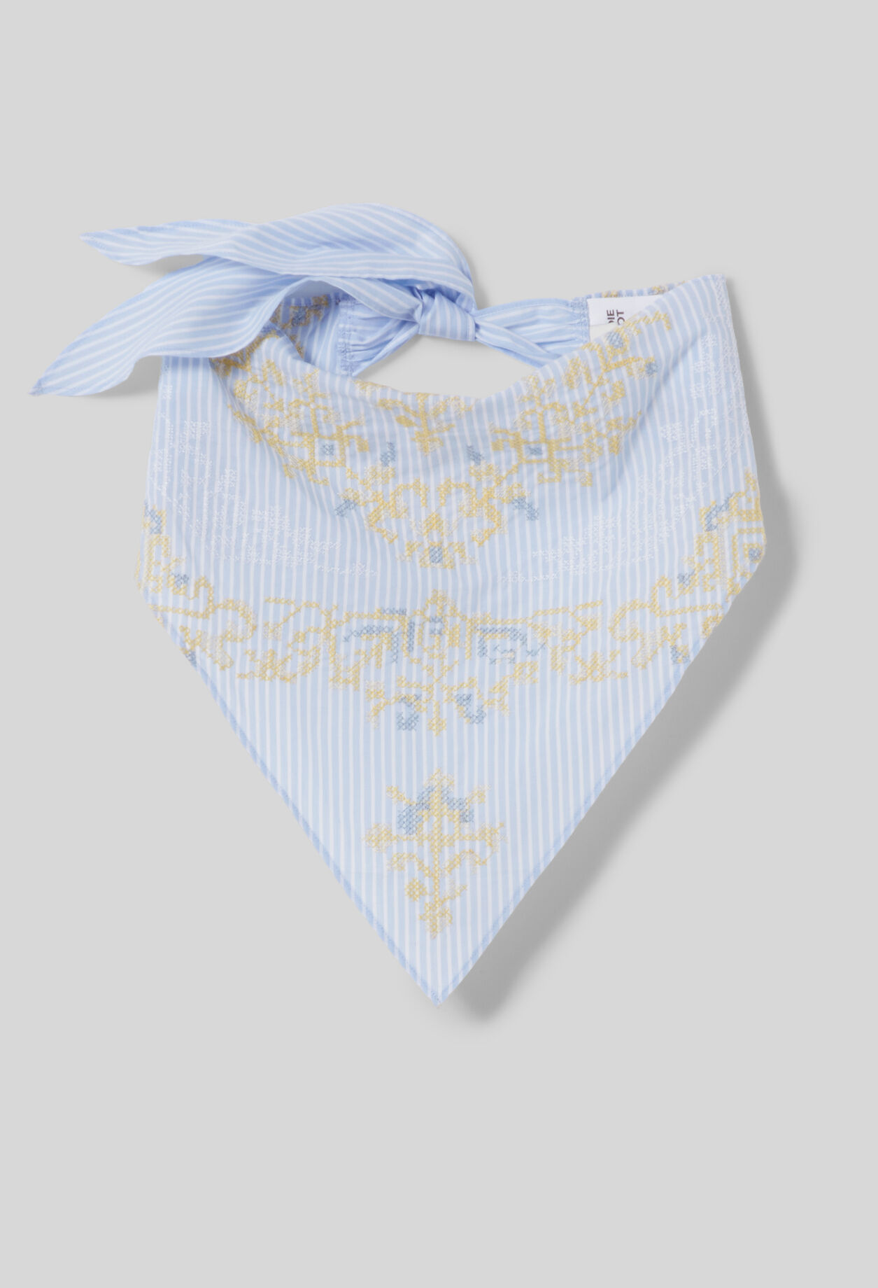 Bandana bordada