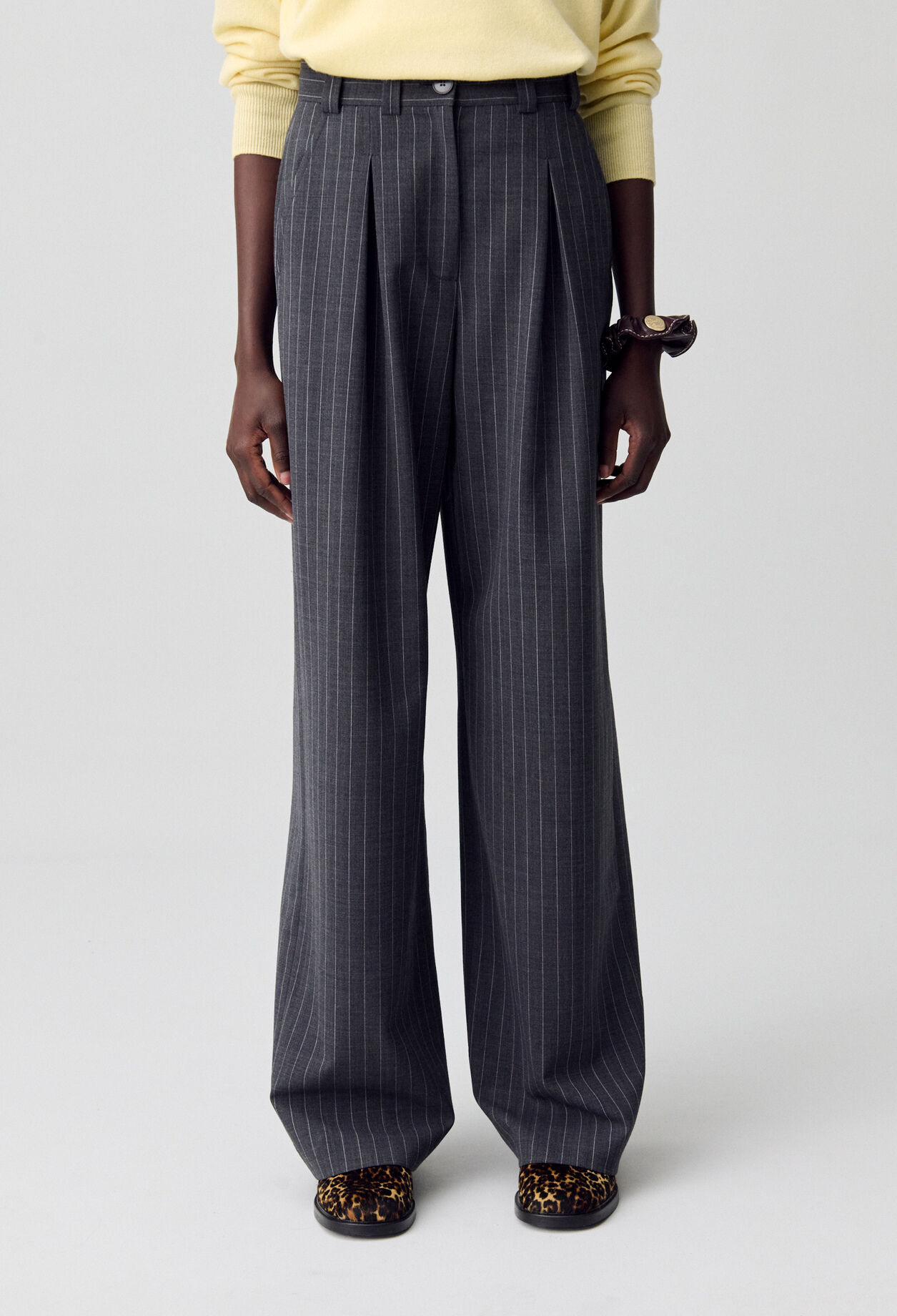 Pantalón recto de talle alto