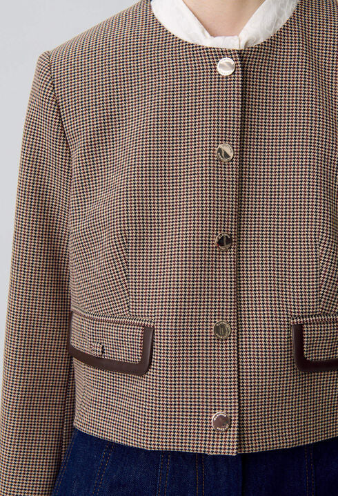 Chaqueta de corte recto y corto