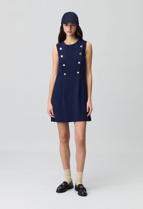 Vestido corto ajustado