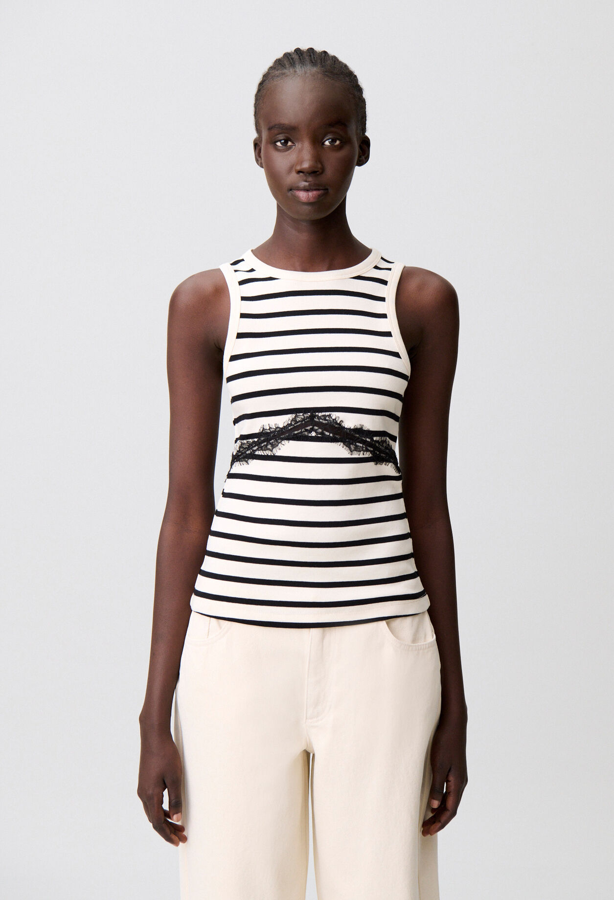 Camiseta marinera con encaje