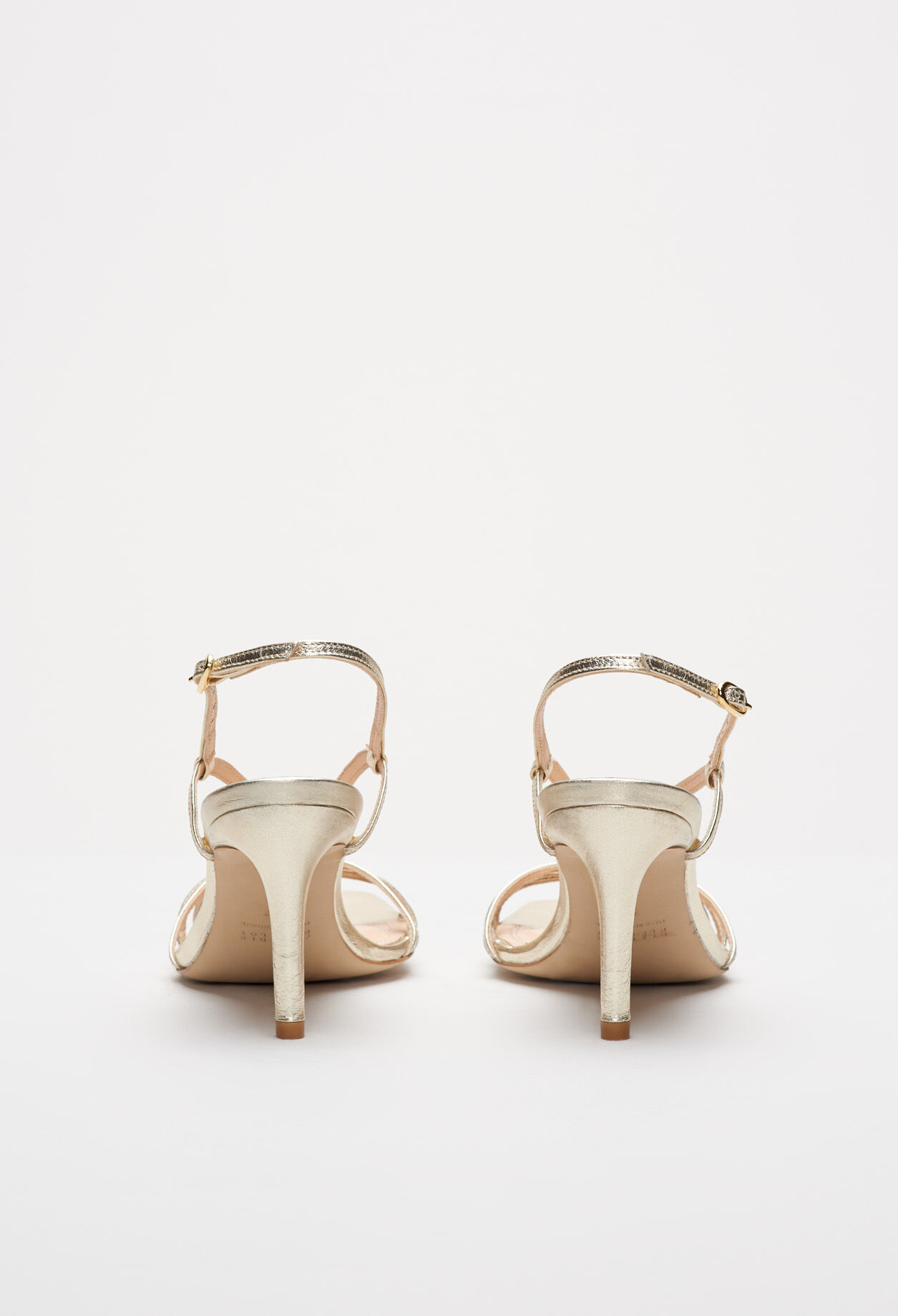 Sandalias con tacón metalizadas