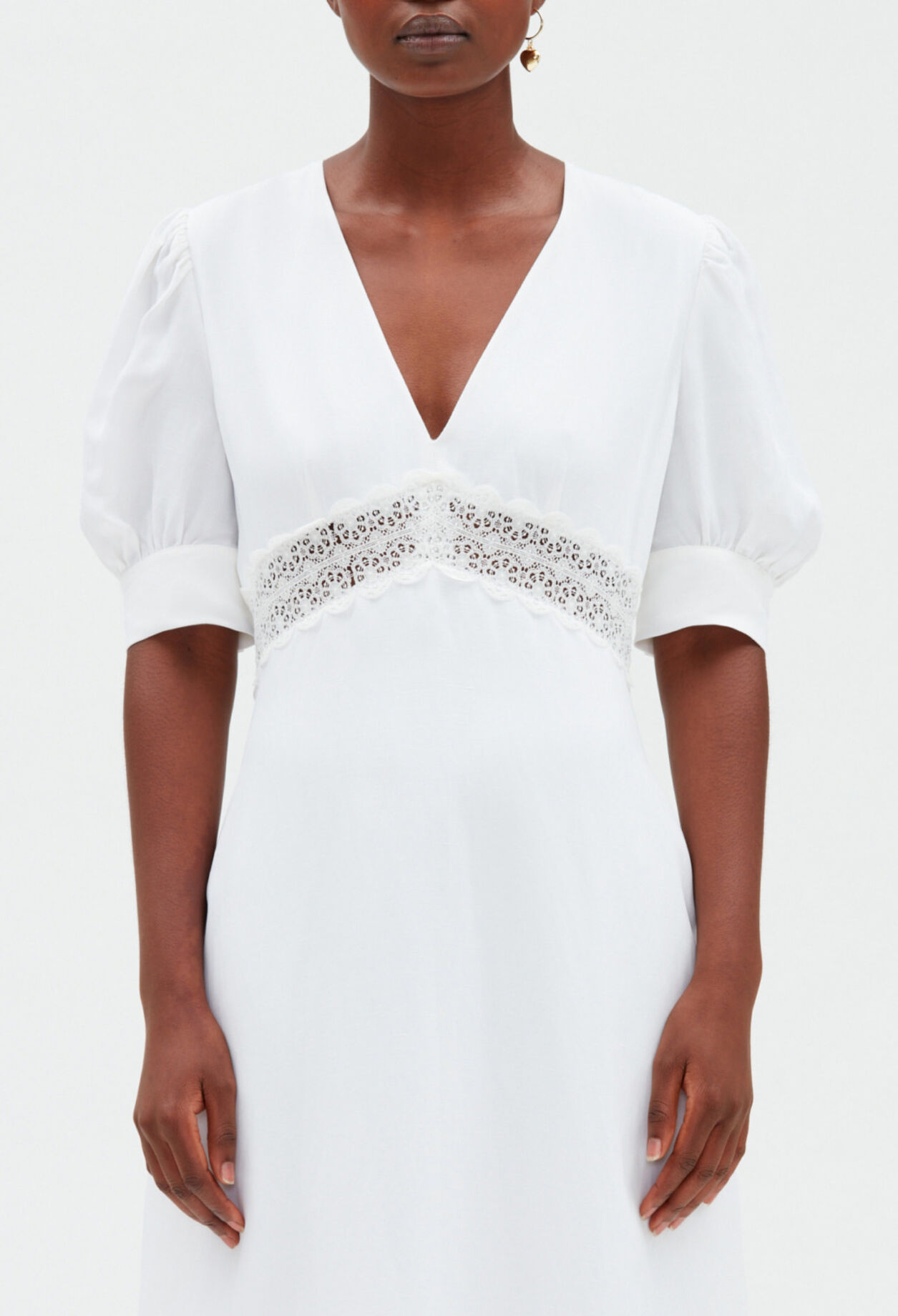 Vestido midi bordado