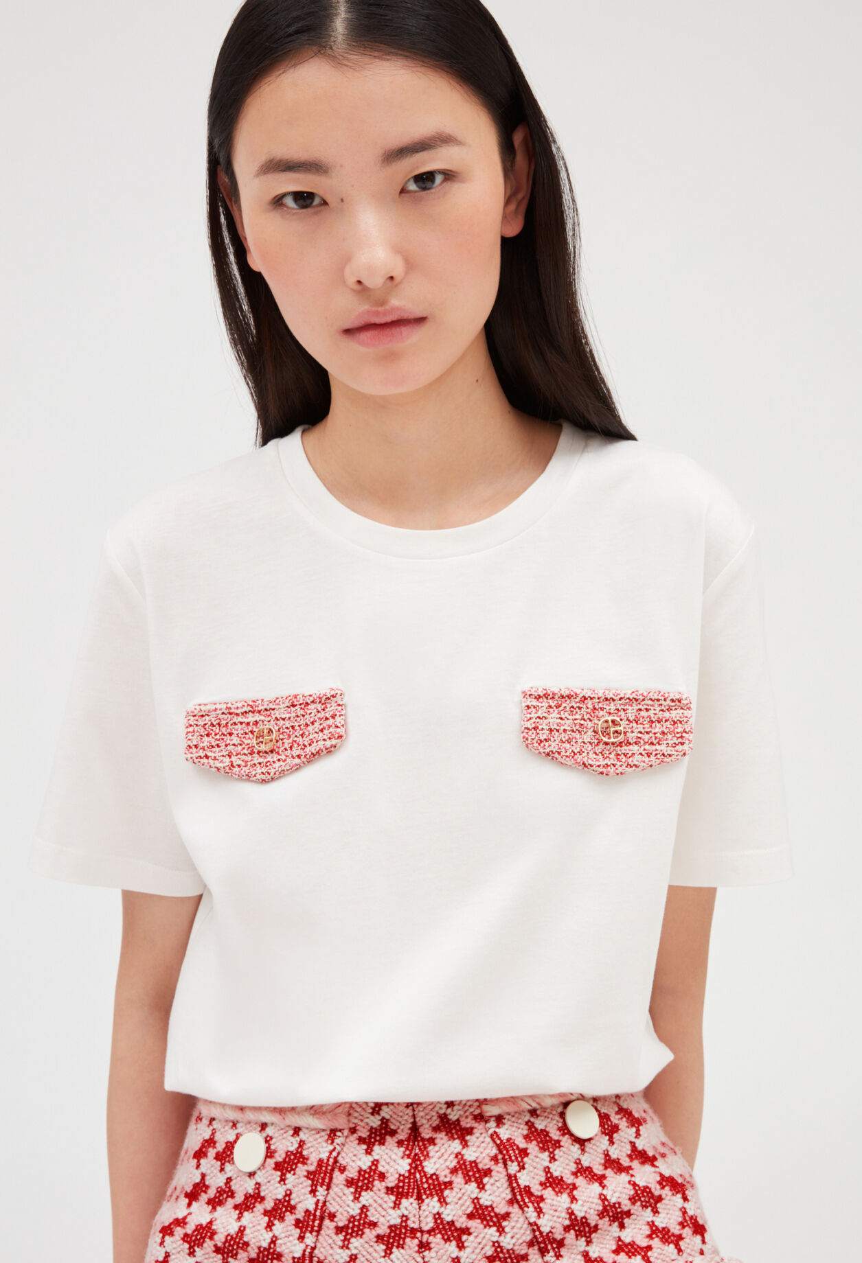 Camiseta crudo con bolsillos de tweed