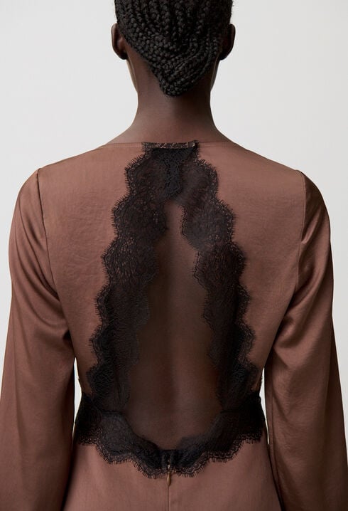 Vestido corto satinado