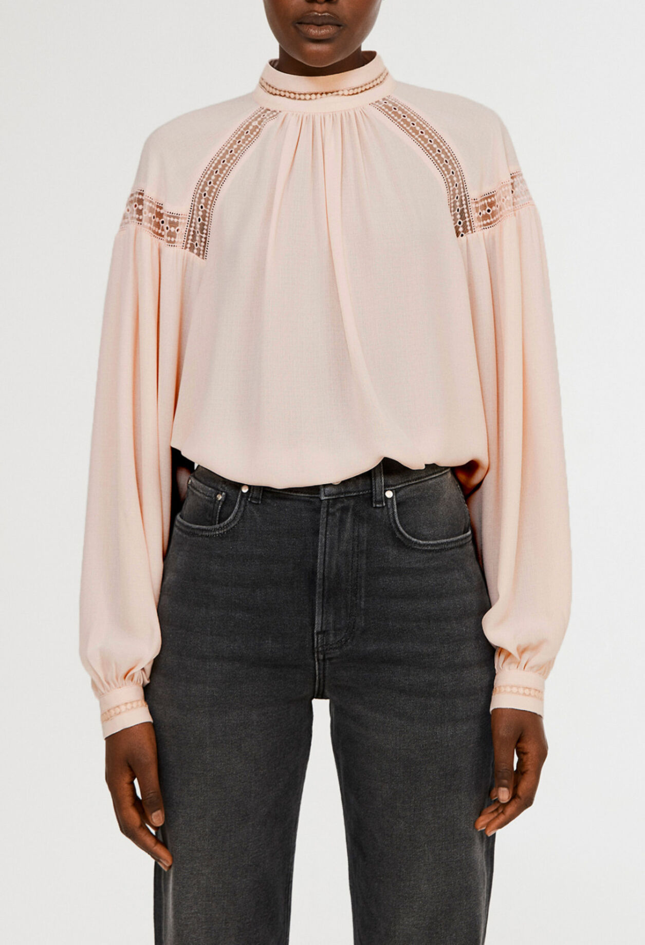 Blusa de encaje