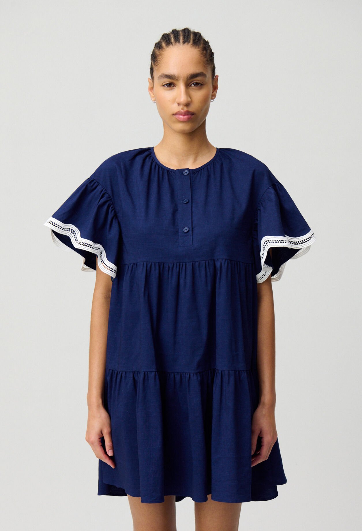 Vestido corto estilo babydoll