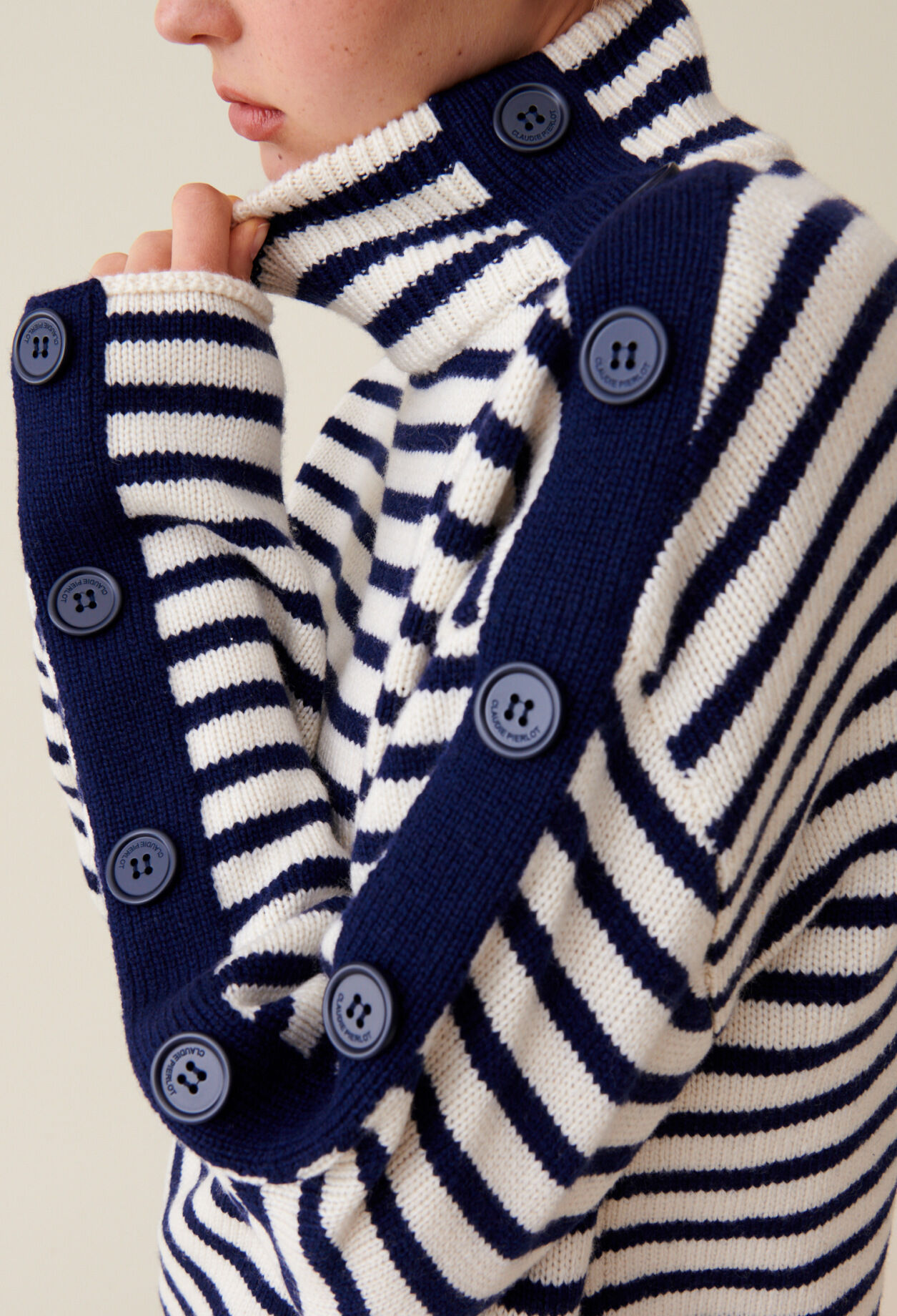 Jersey marinero cuello alto