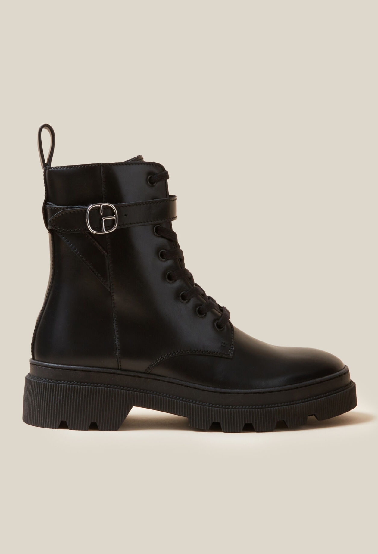 Botas militares de cuero