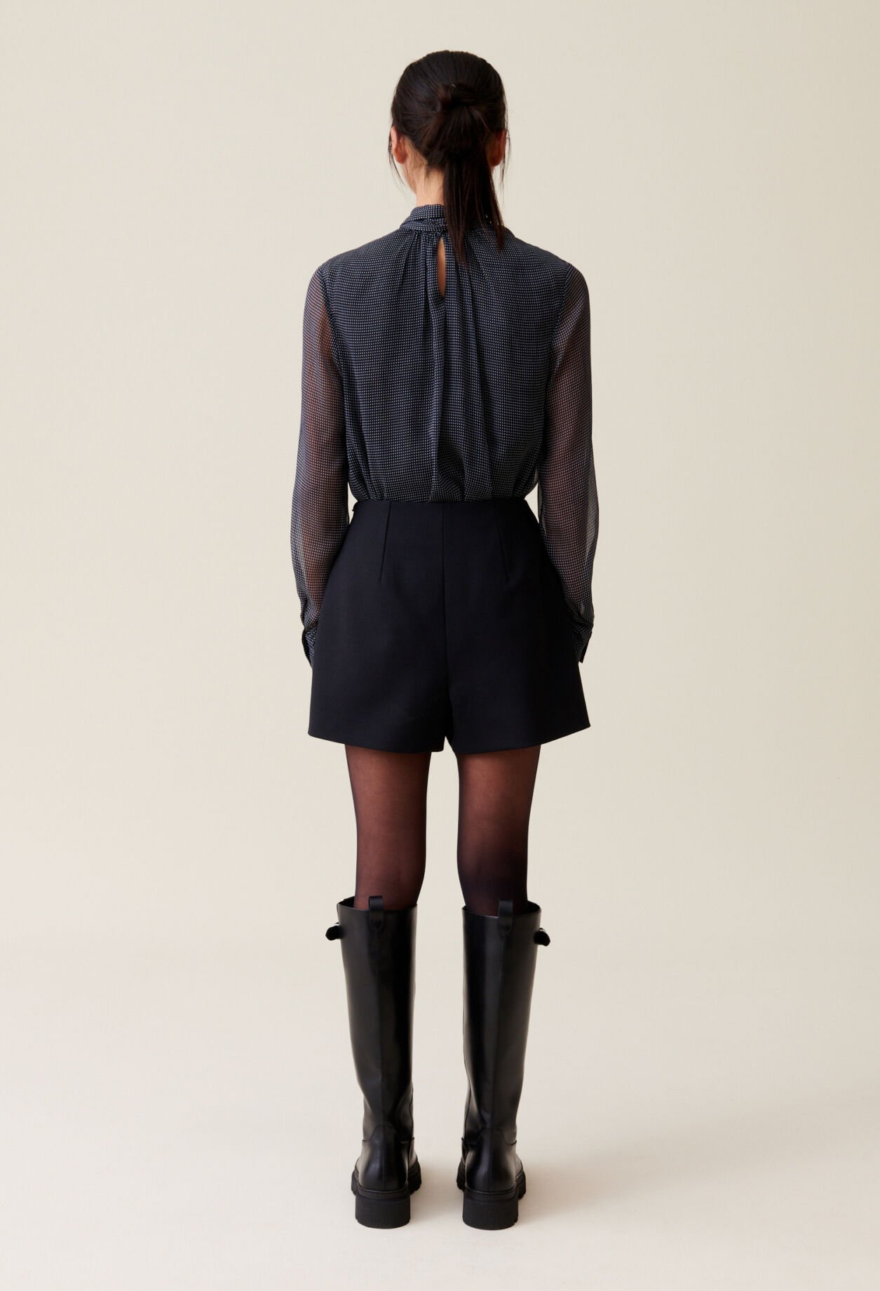 Short de tiro alto negro