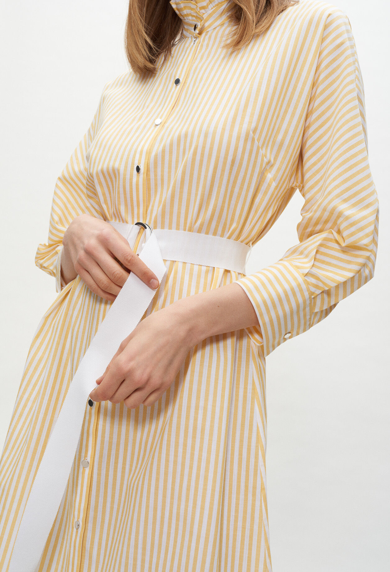 Vestido camisero entallado