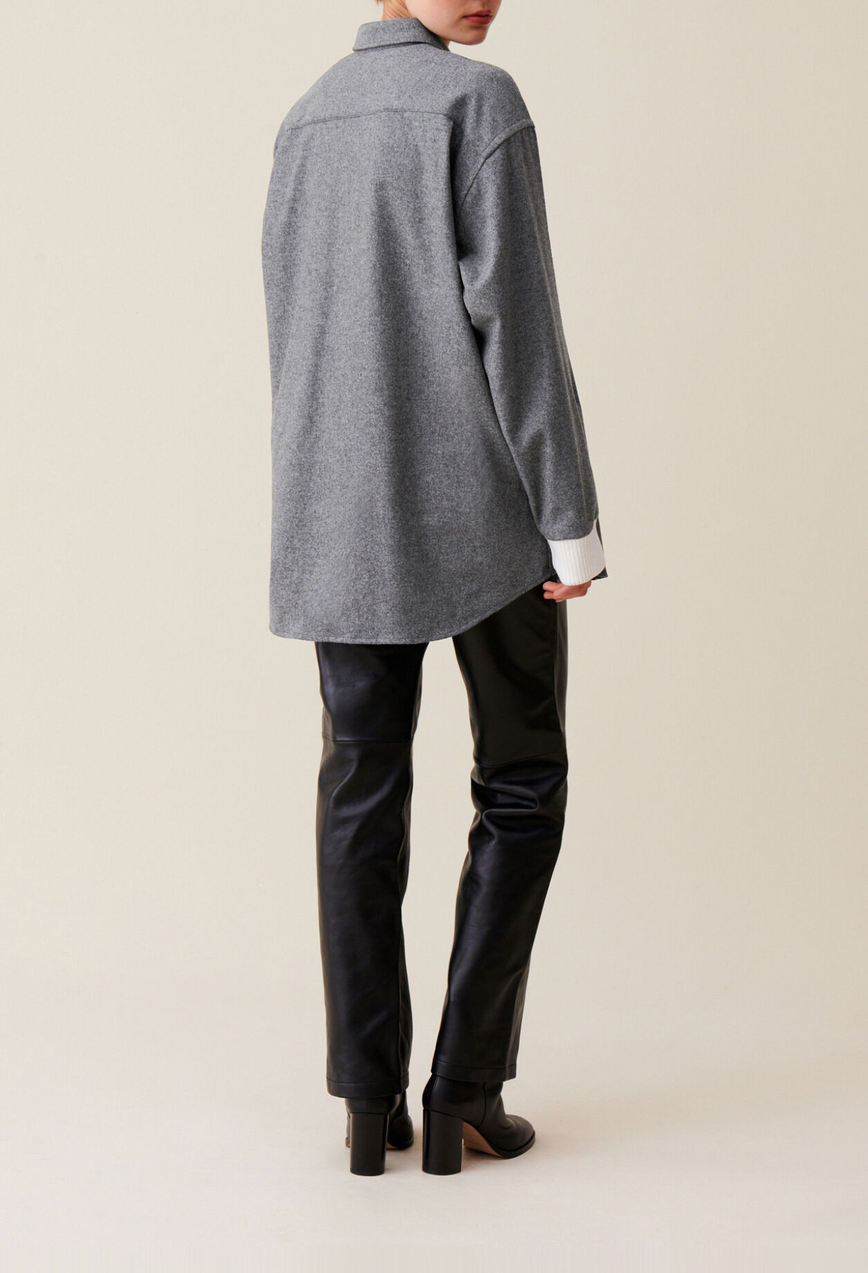 Sobrecamisa oversize gris