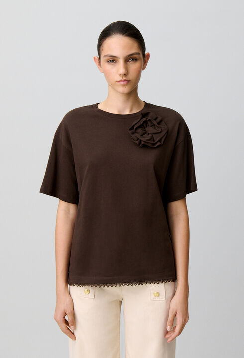 Camiseta de jersey con flor a tono