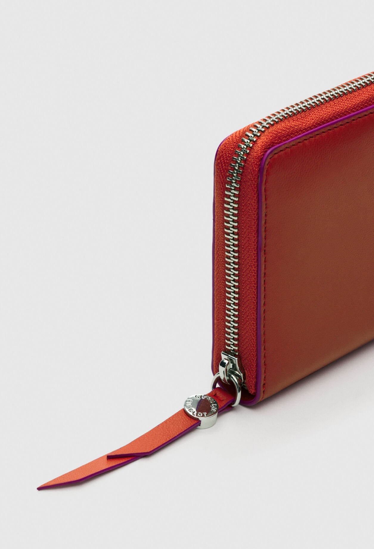 Cartera de cuero