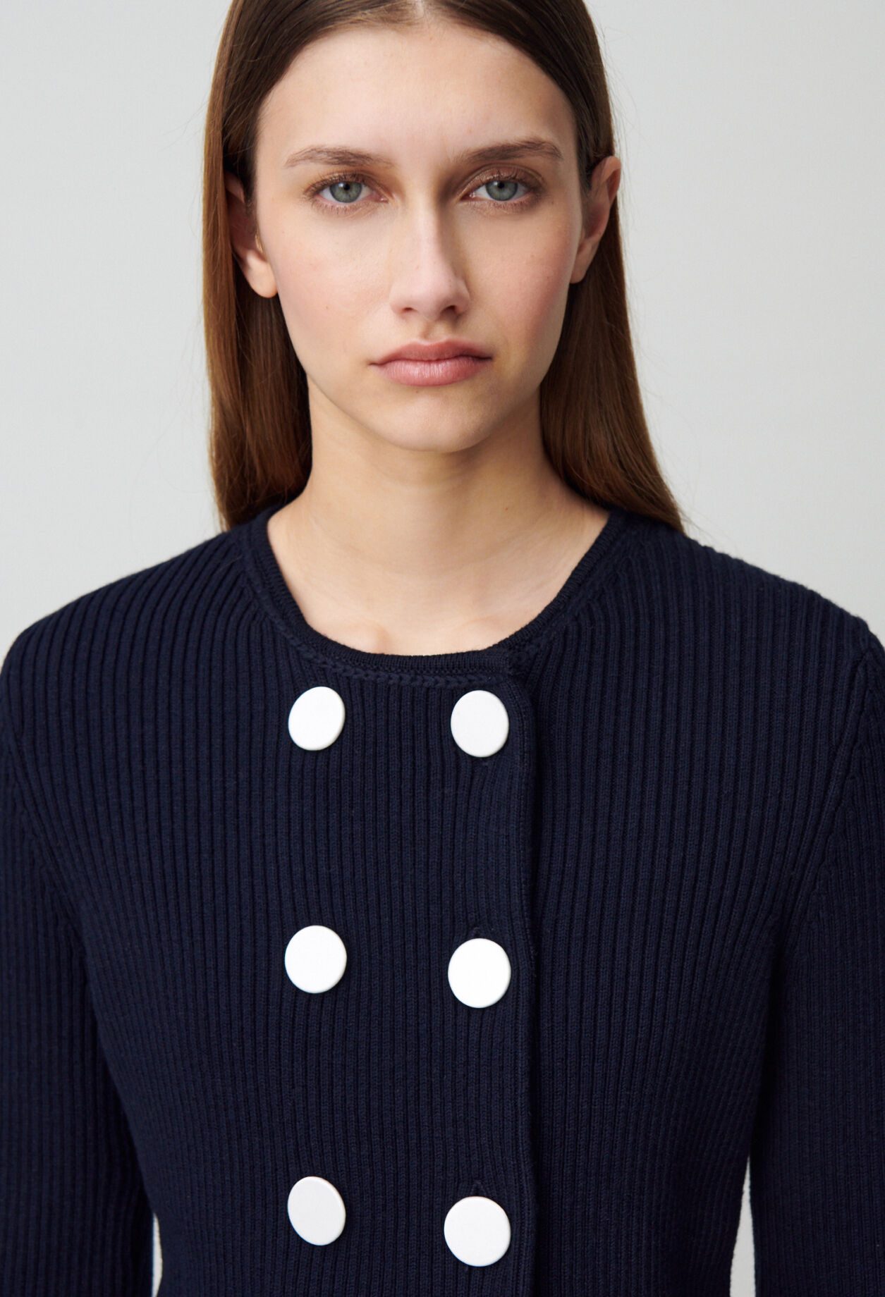 Chaqueta de lana abotonada