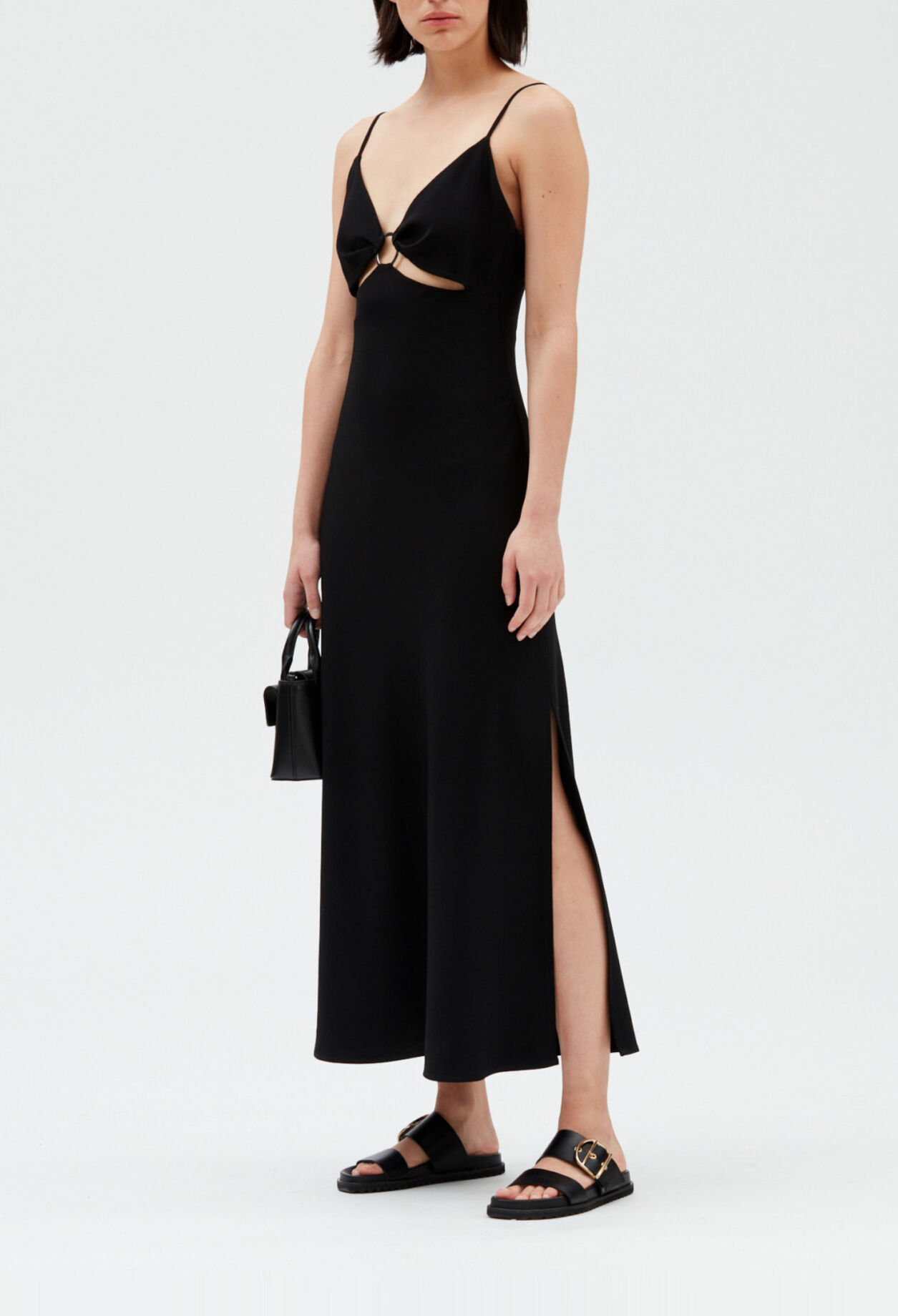 Vestido semilargo en anillo