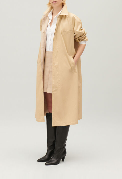 Abrigo reversible beige de largo medio
