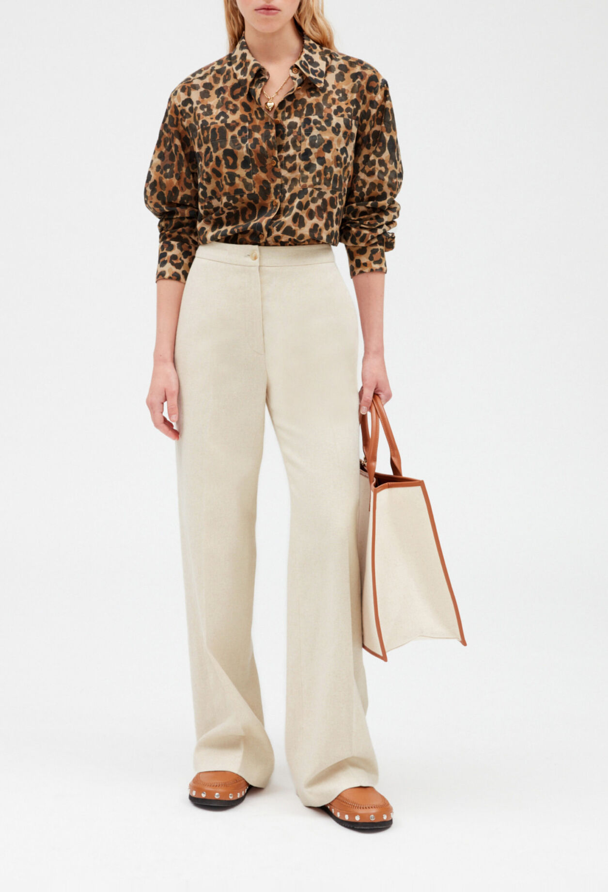 Pantalón beige de algodón y lino