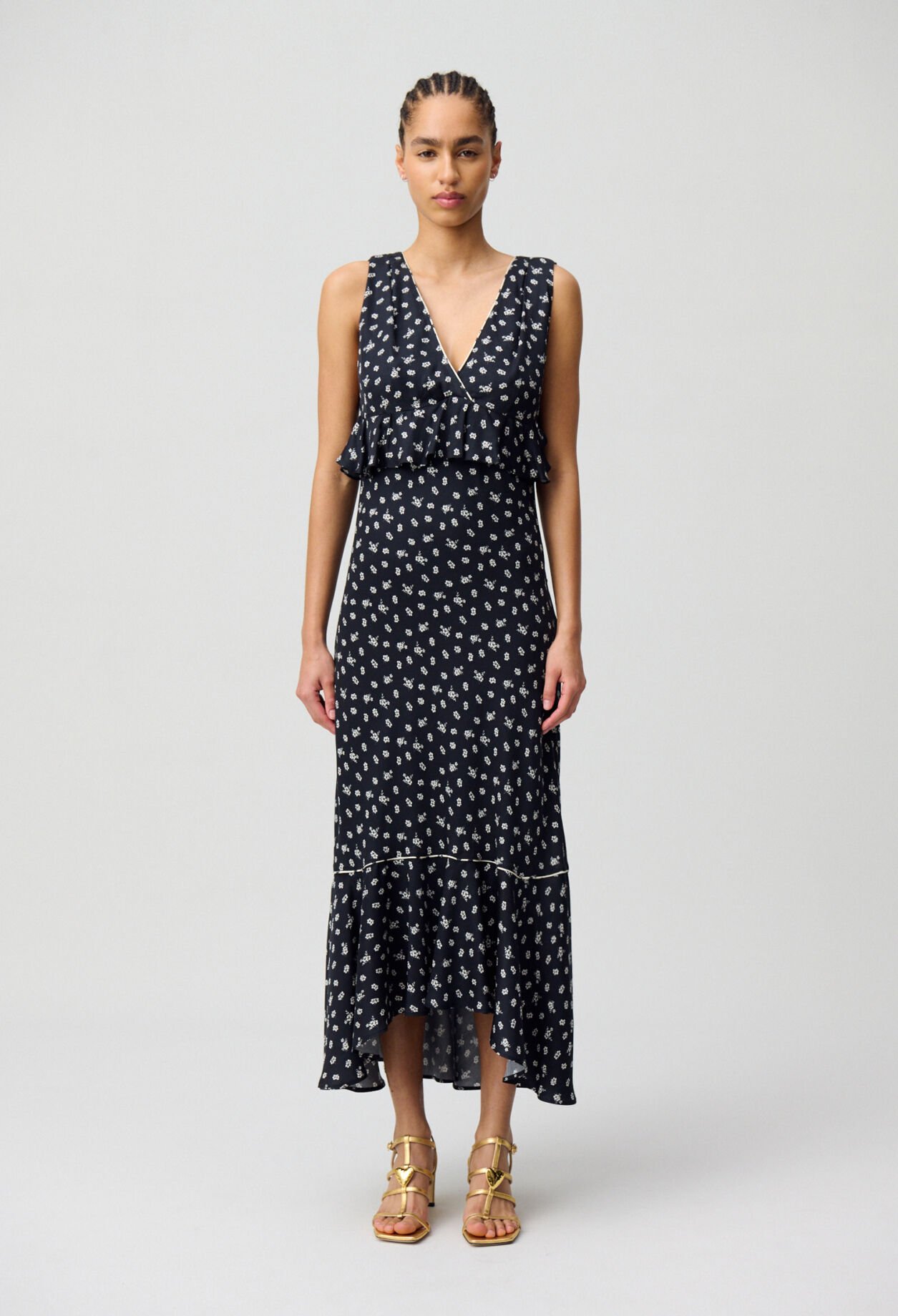 Vestido largo con volantes