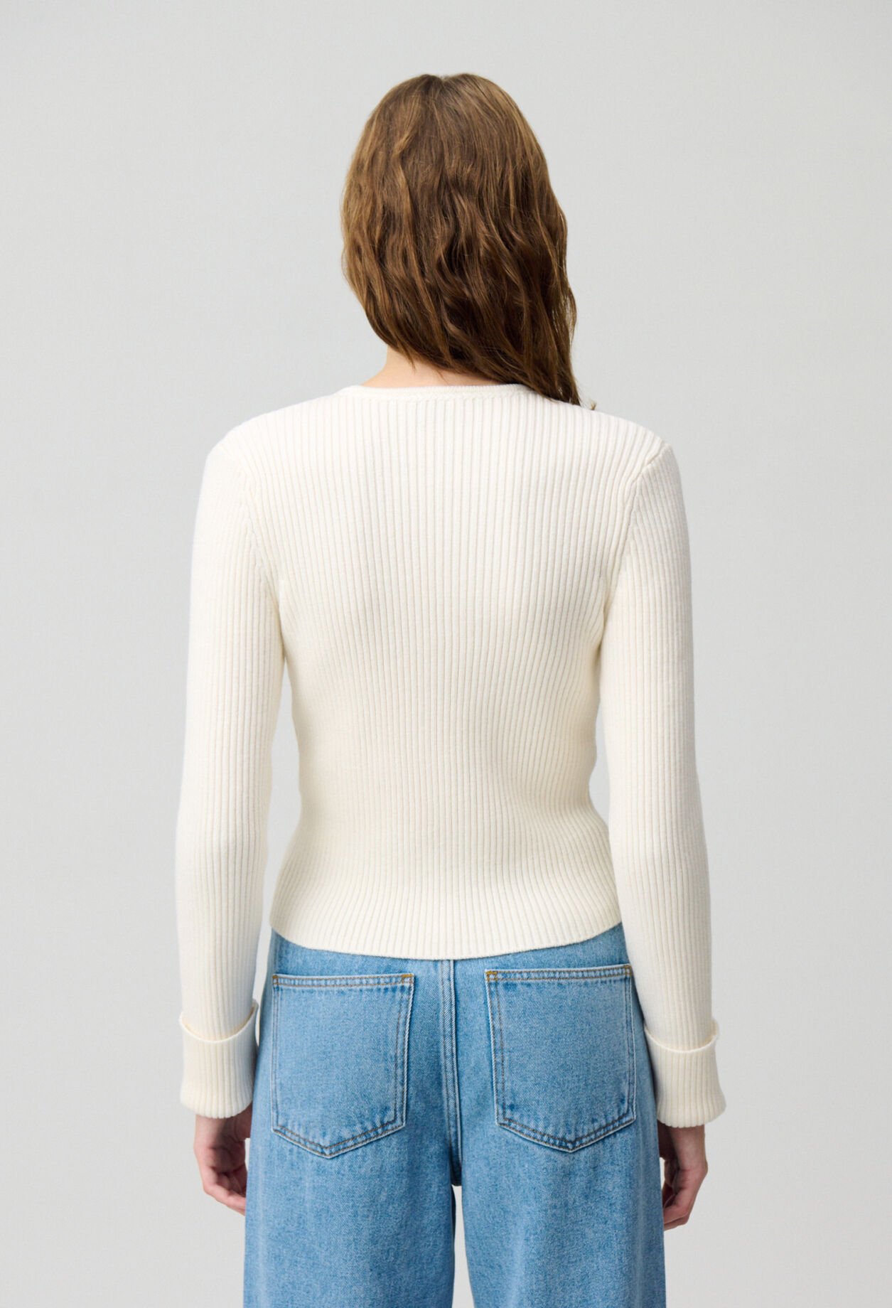 Chaqueta de lana abotonada