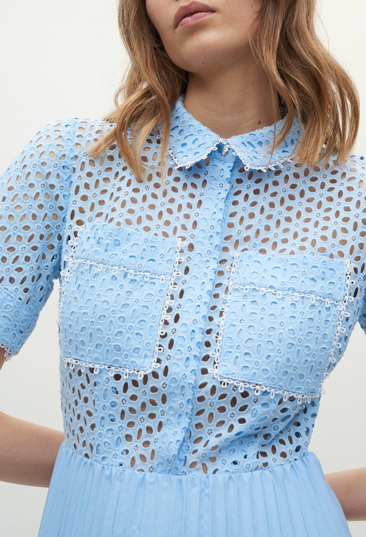 Vestido azul plisado
