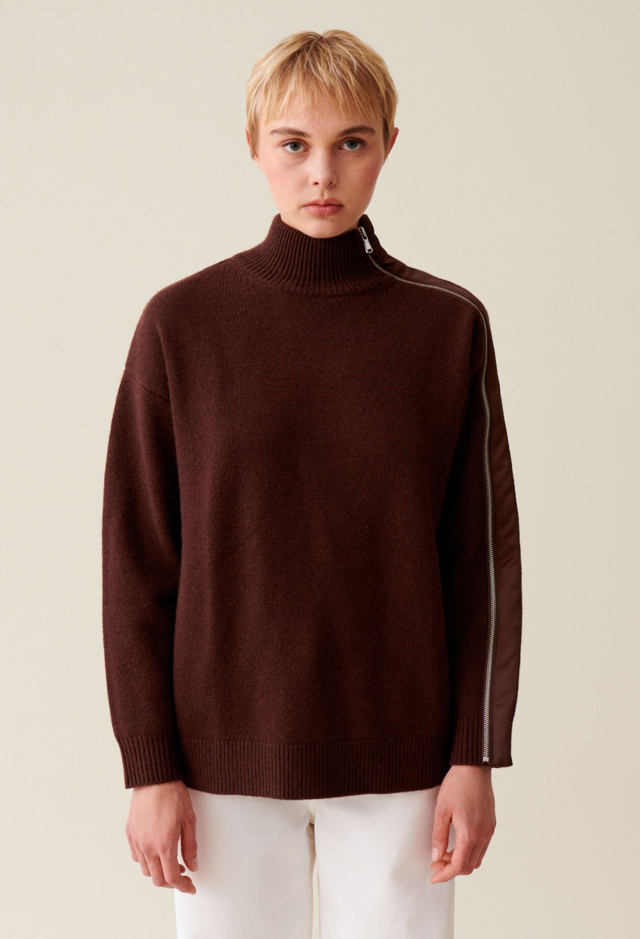 Jersey cuello alto cremallera