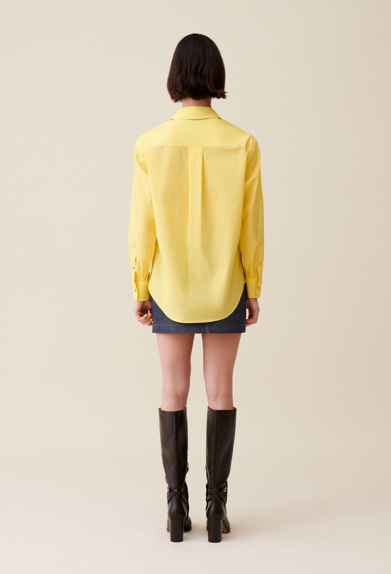 Camisa abotonada