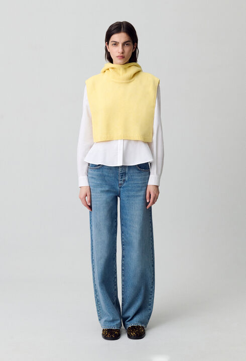 Collar de punto con capucha