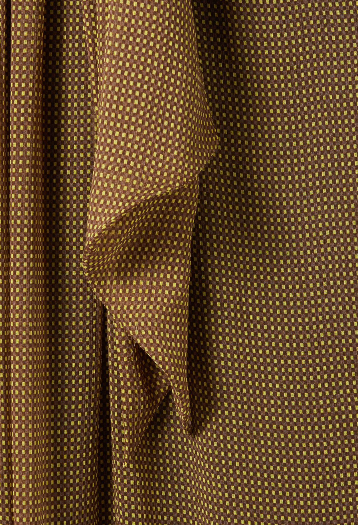 Vestido fluido con cuello lazo